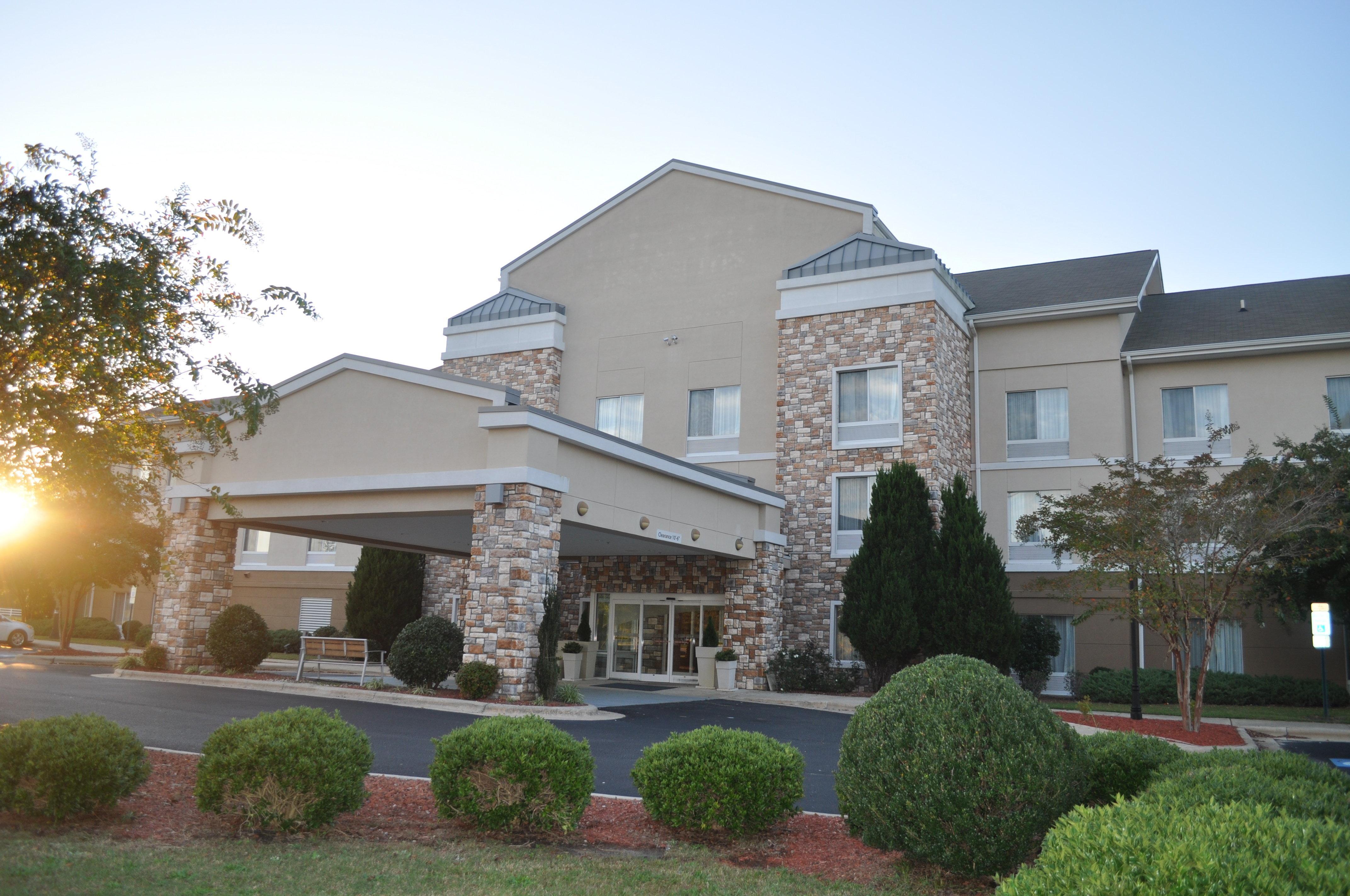 Holiday Inn Express Williamston By Ihg Exterior foto